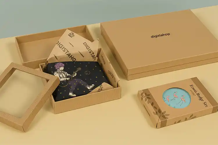 Sustainable kraft paper apparel packaging with window box and folding lid design