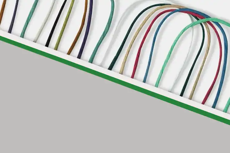 Colorful paper bag handles showing machine-friendly low-MOQ options